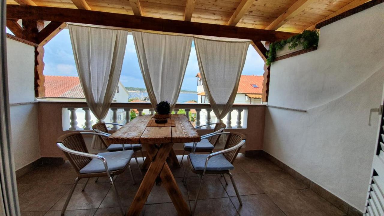 Apartments Balen Barbat na Rabu Екстериор снимка